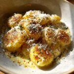 creamy garlic sauce potatoes