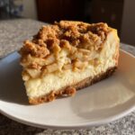 creamy apple crumble cheesecake