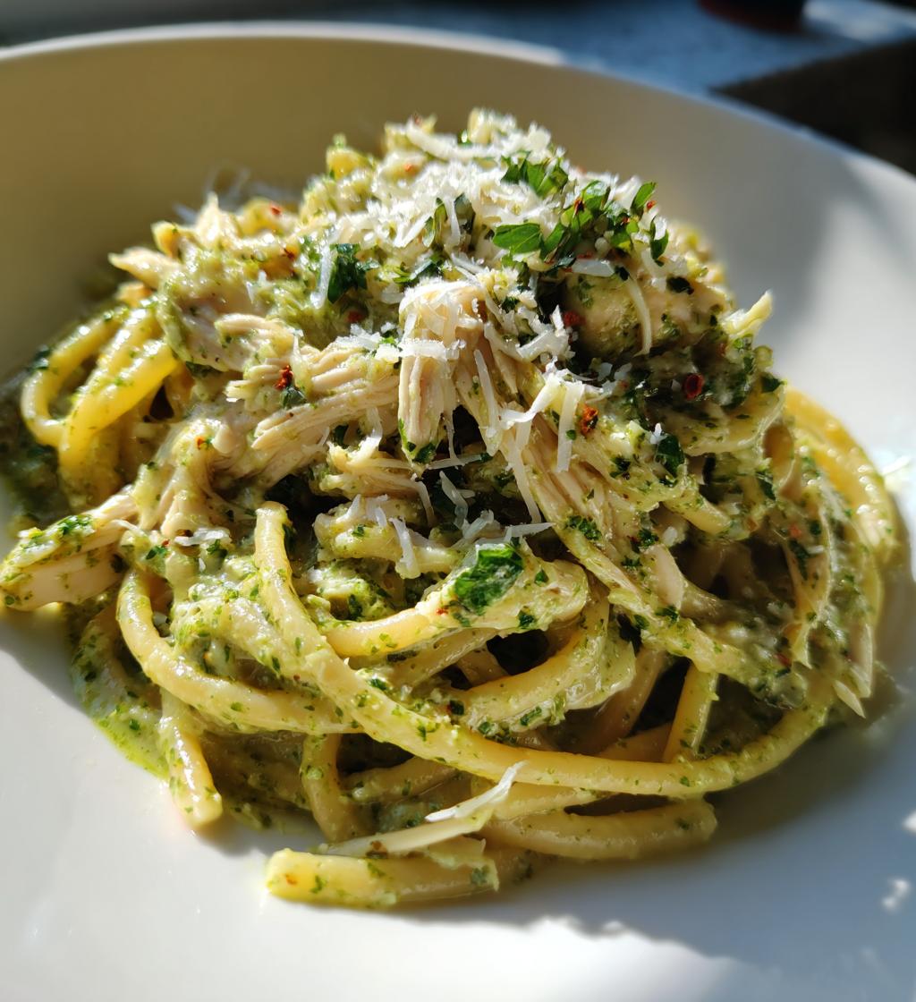 creamy chicken pesto pasta