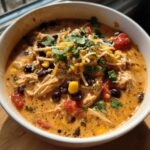 creamy chicken taco soup