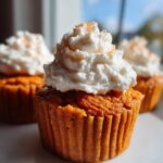 impossible pumpkin pie cupcakes